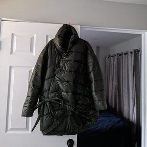 Universal Standard Kanda Puffer